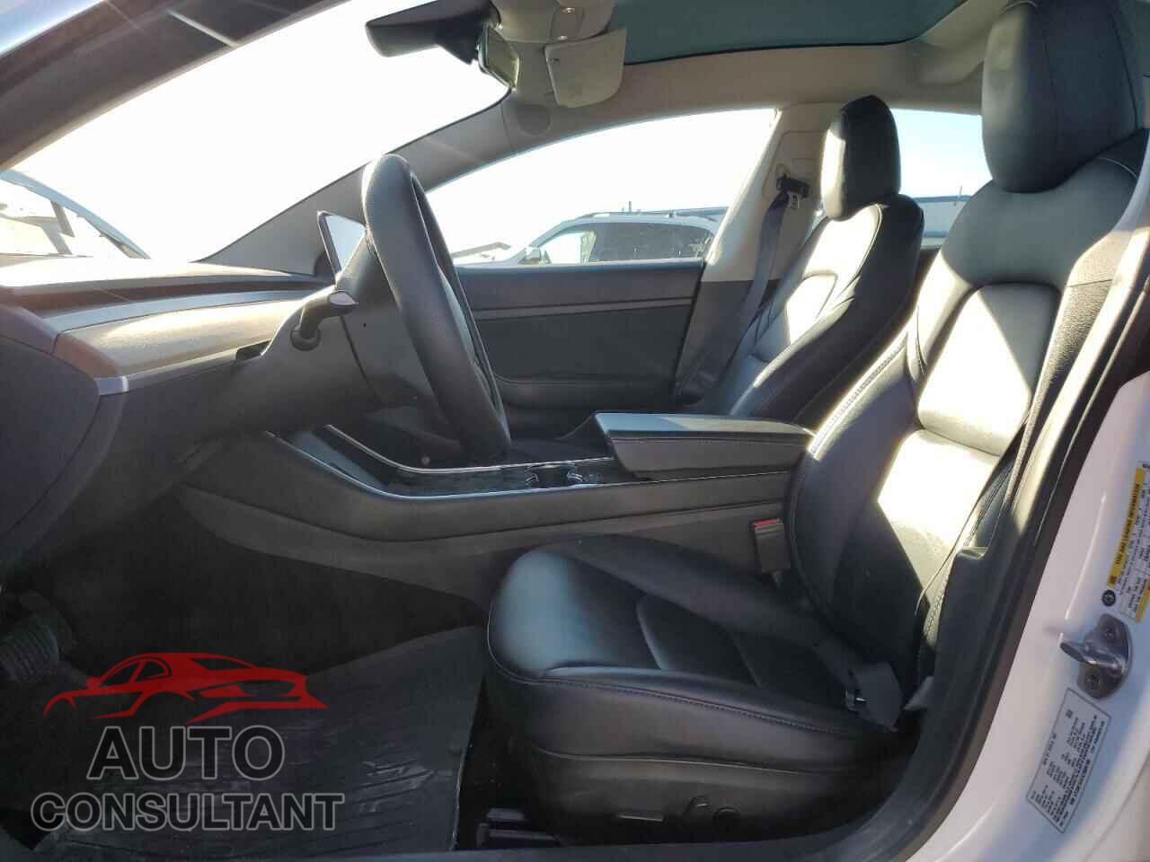 TESLA MODEL 3 2020 - 5YJ3E1EA1LF804190