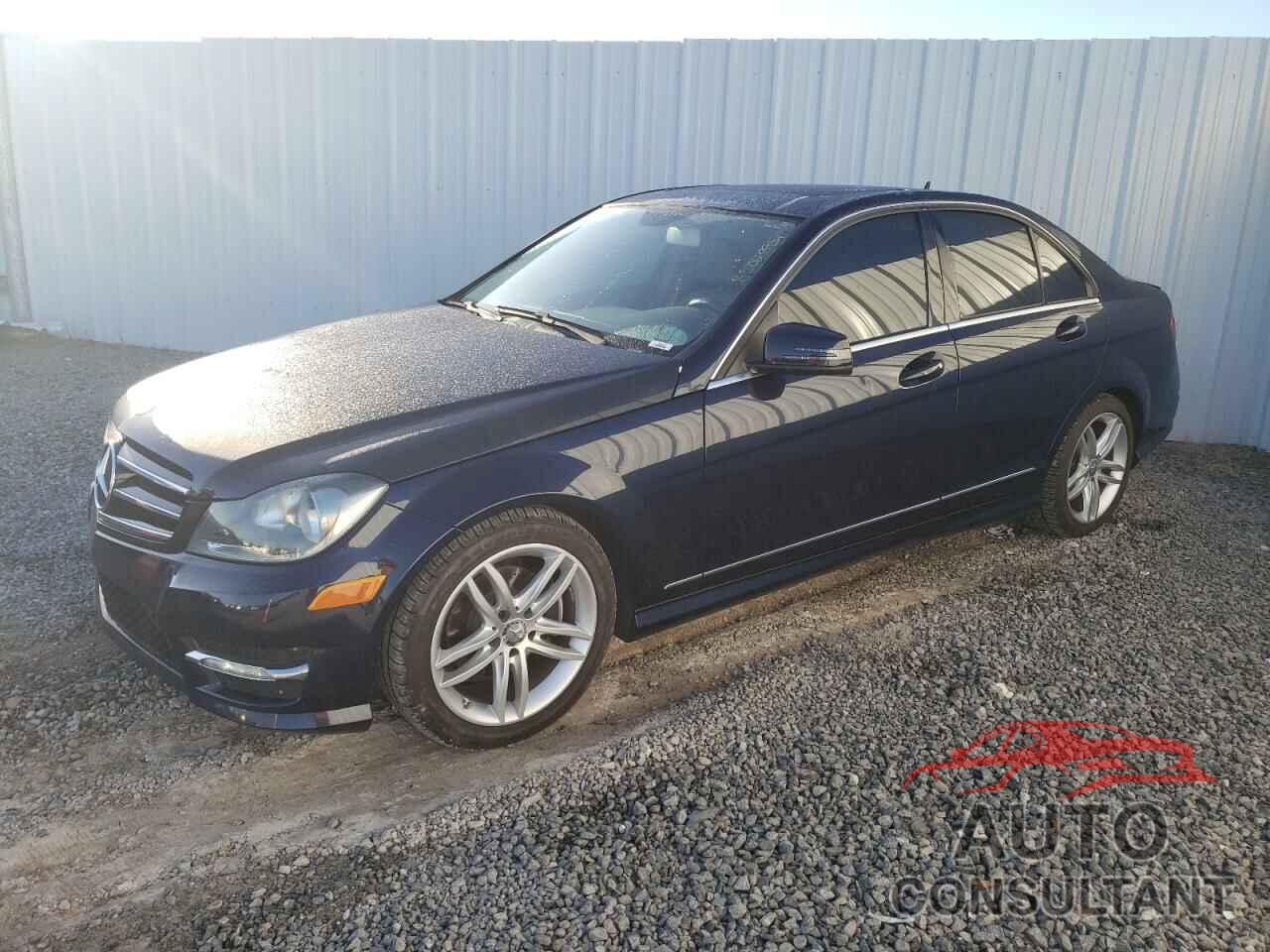 MERCEDES-BENZ C-CLASS 2014 - WDDGF4HB6EG231919