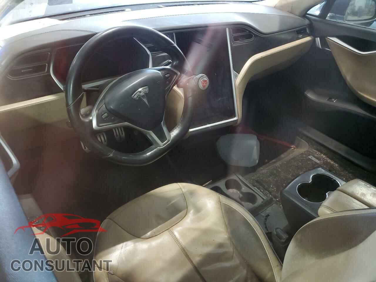 TESLA MODEL S 2013 - 5YJSA1CP2DFP22369