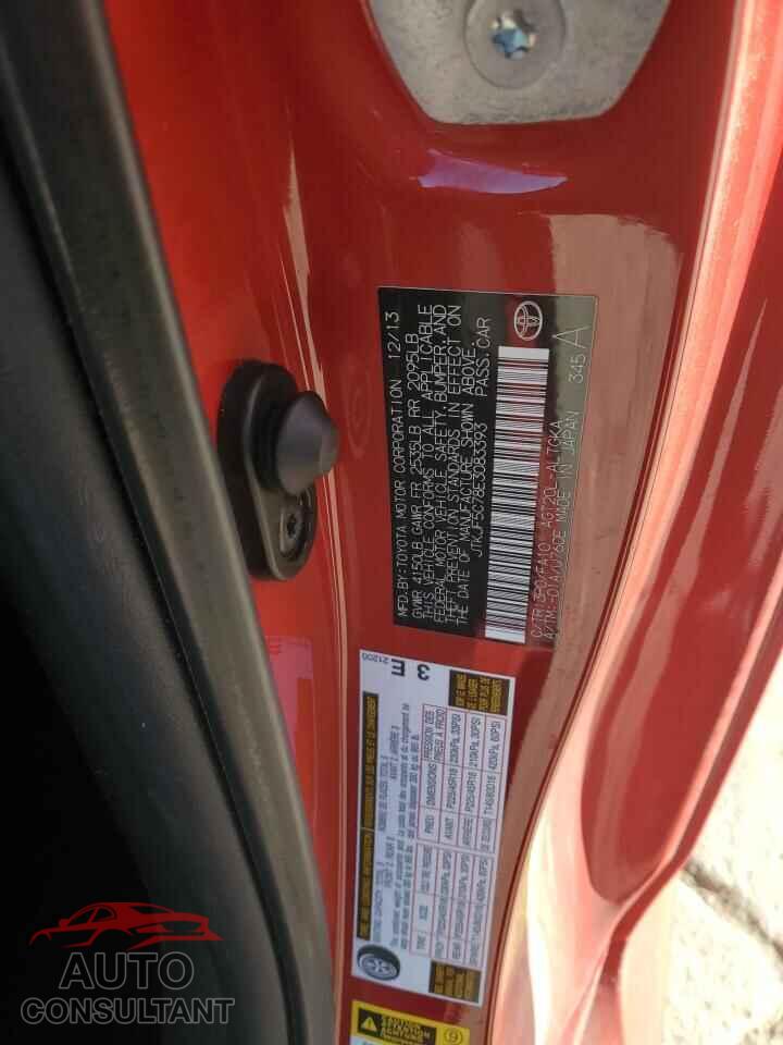 TOYOTA SCION 2014 - JTKJF5C78E3083393