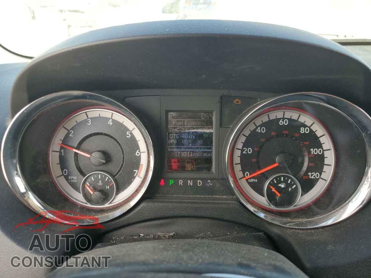 DODGE CARAVAN 2011 - 2D4RN5DG3BR657352