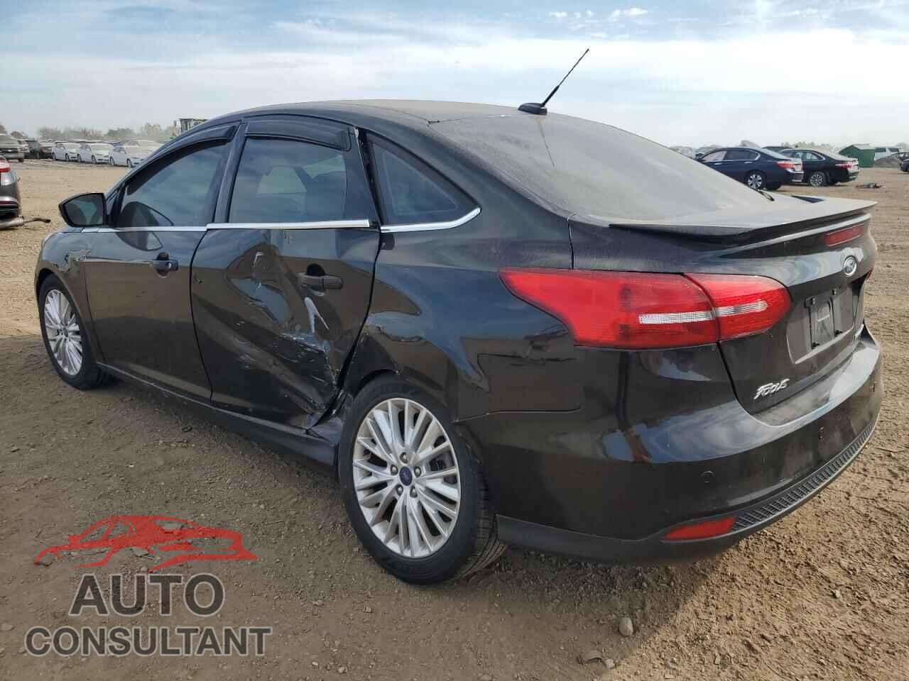 FORD FOCUS 2018 - 1FADP3J26JL276199