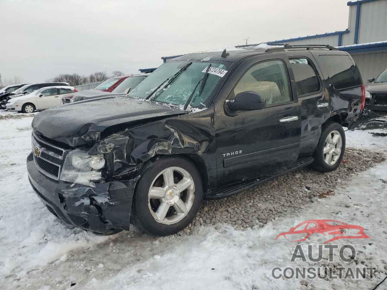 CHEVROLET TAHOE 2011 - 1GNSKBE03BR135776