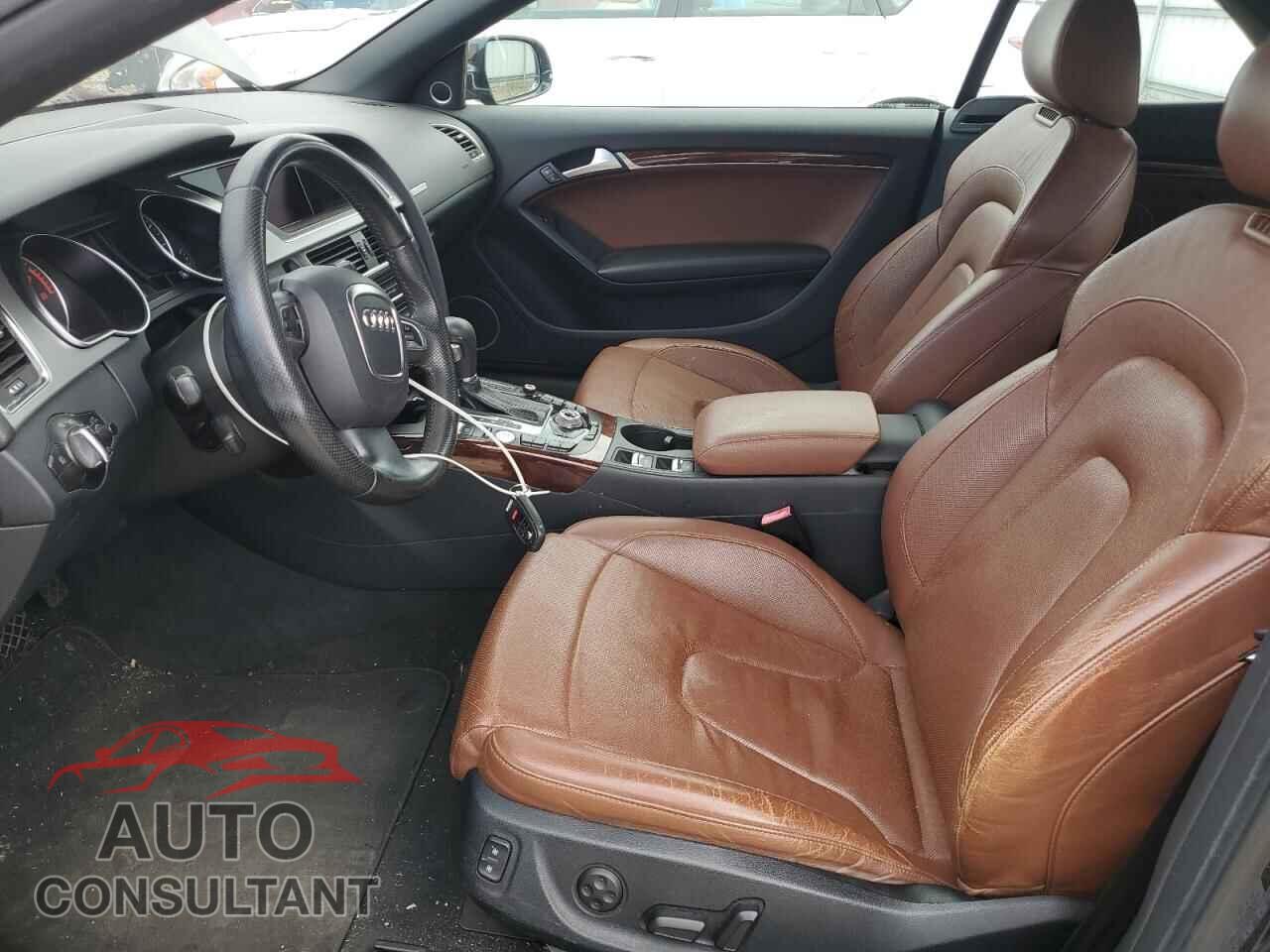 AUDI A5 2012 - WAUVFAFH1CN007308