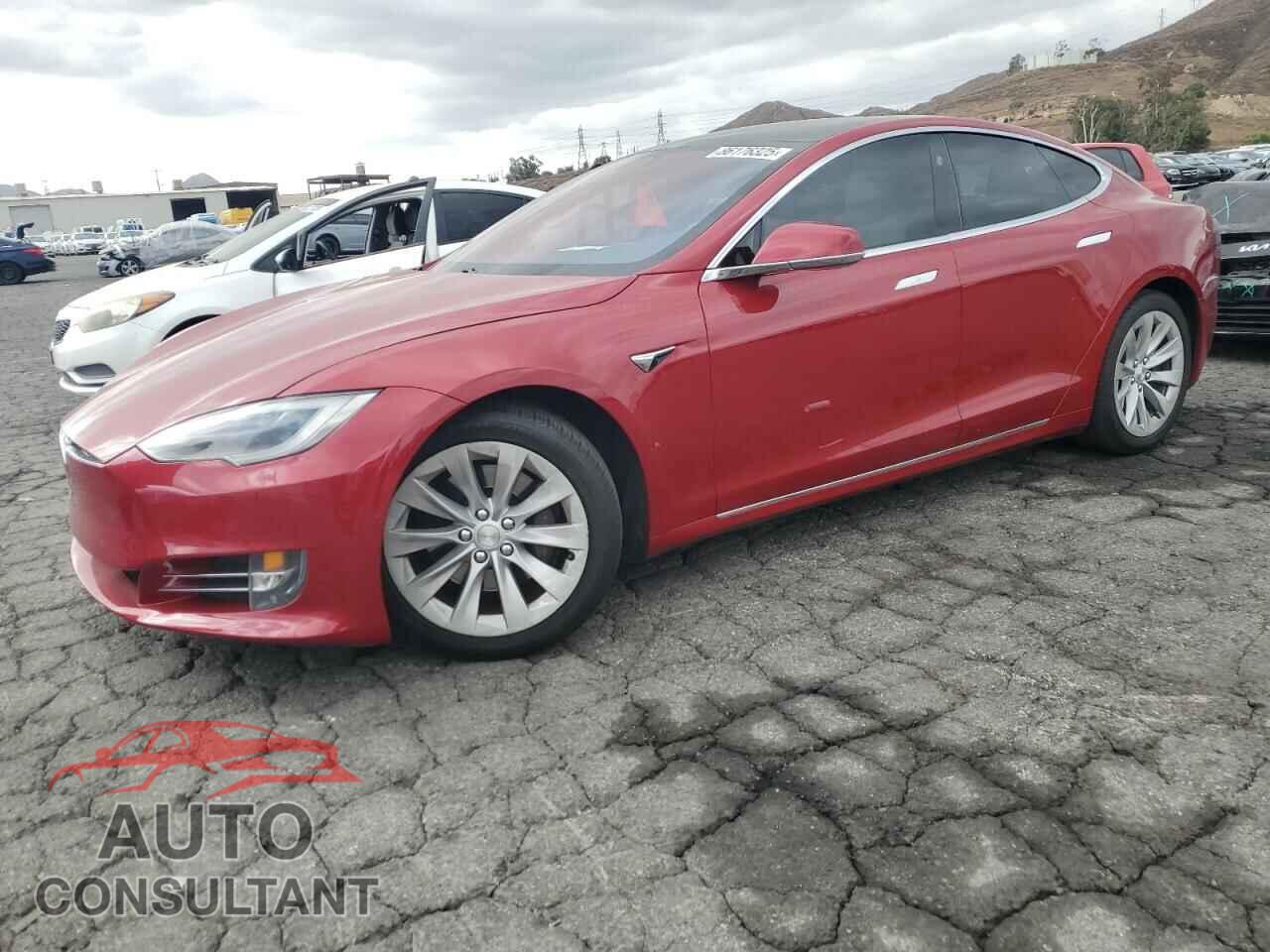 TESLA MODEL S 2018 - 5YJSA1E26JF246267
