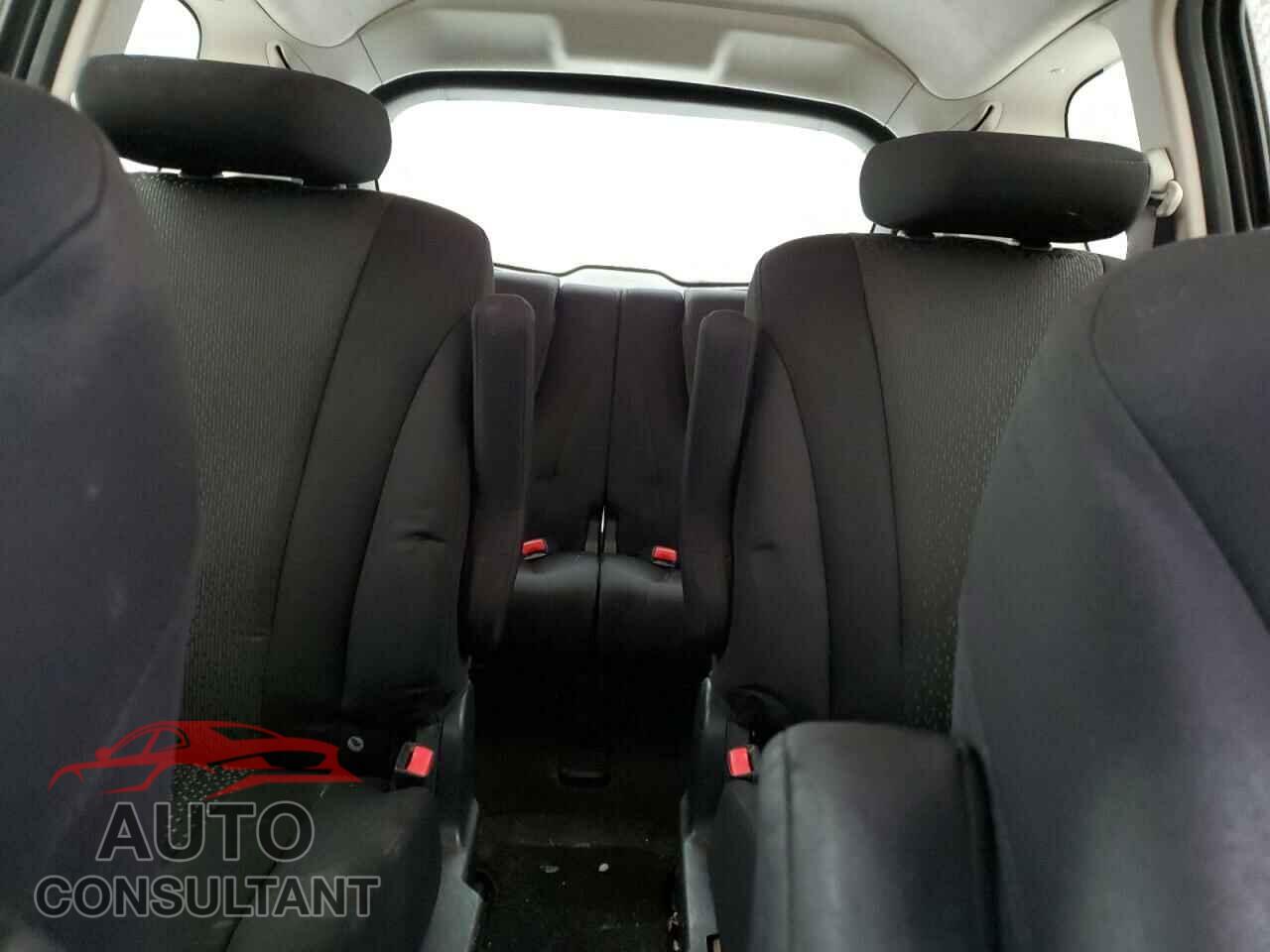 MAZDA 5 2012 - JM1CW2CL1C0134212