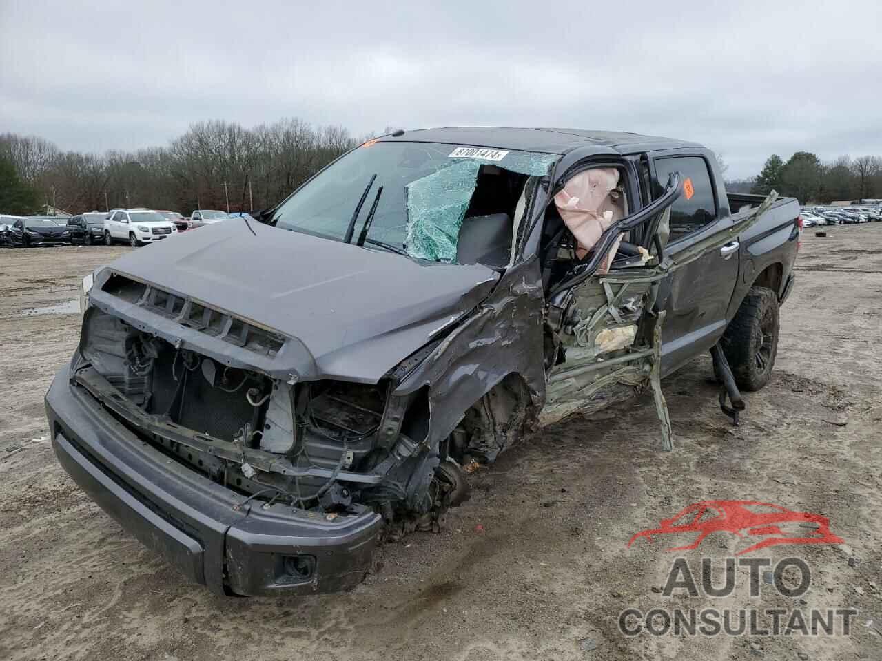TOYOTA TUNDRA 2018 - 5TFAW5F15JX716708