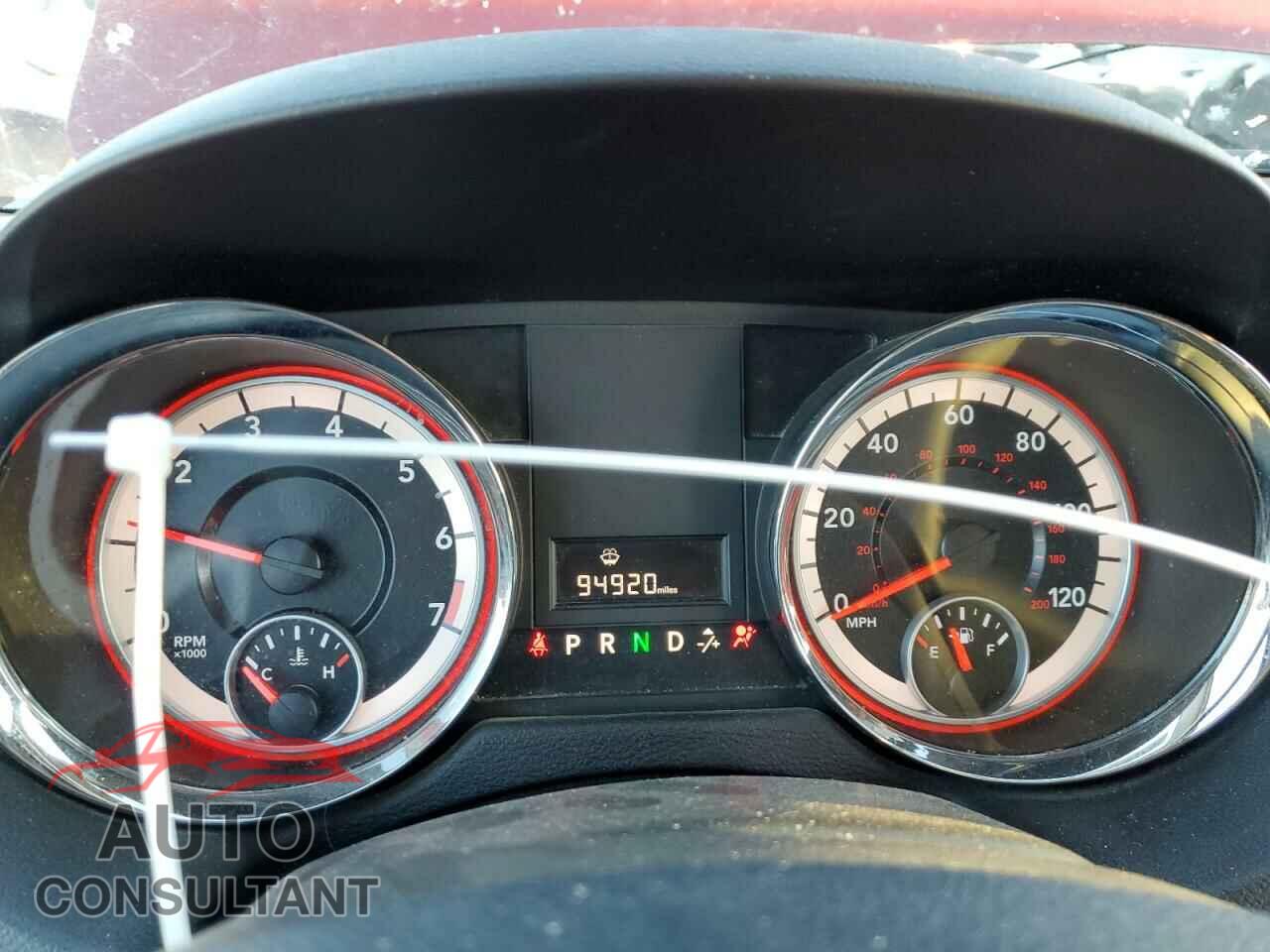 DODGE CARAVAN 2015 - 2C4RDGBG0FR558282