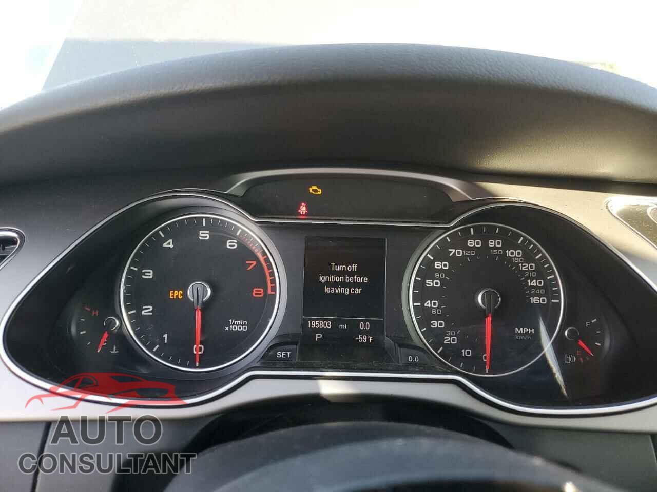 AUDI A4 2013 - WAUFFAFL6DN011400