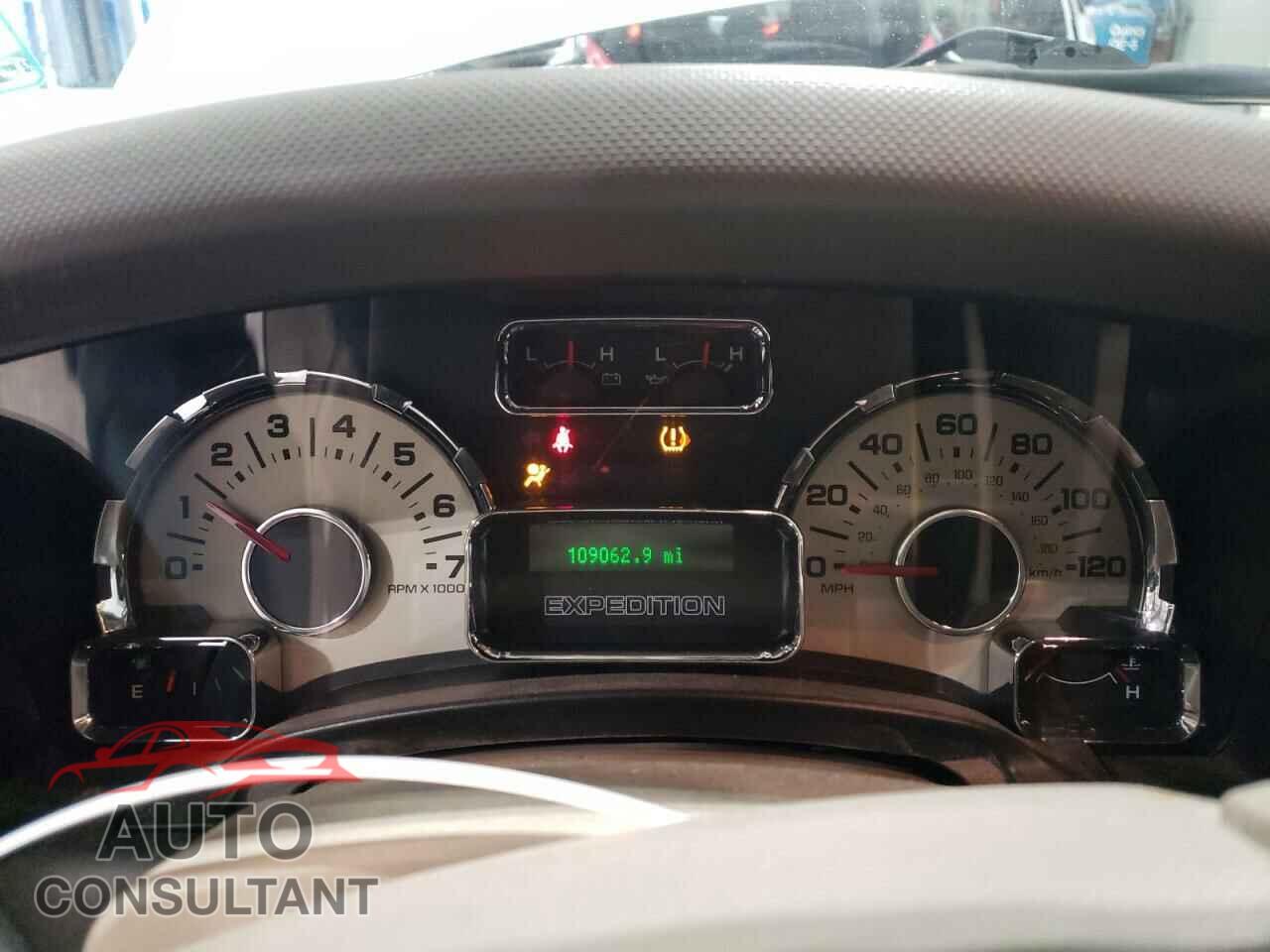 FORD EXPEDITION 2011 - 1FMJK2A53BEF39265