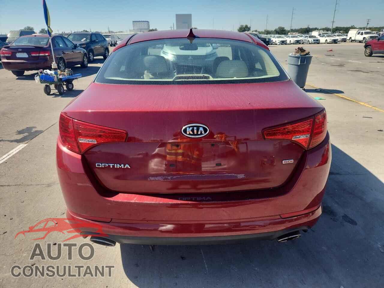 KIA OPTIMA 2011 - KNAGM4A72B5152998