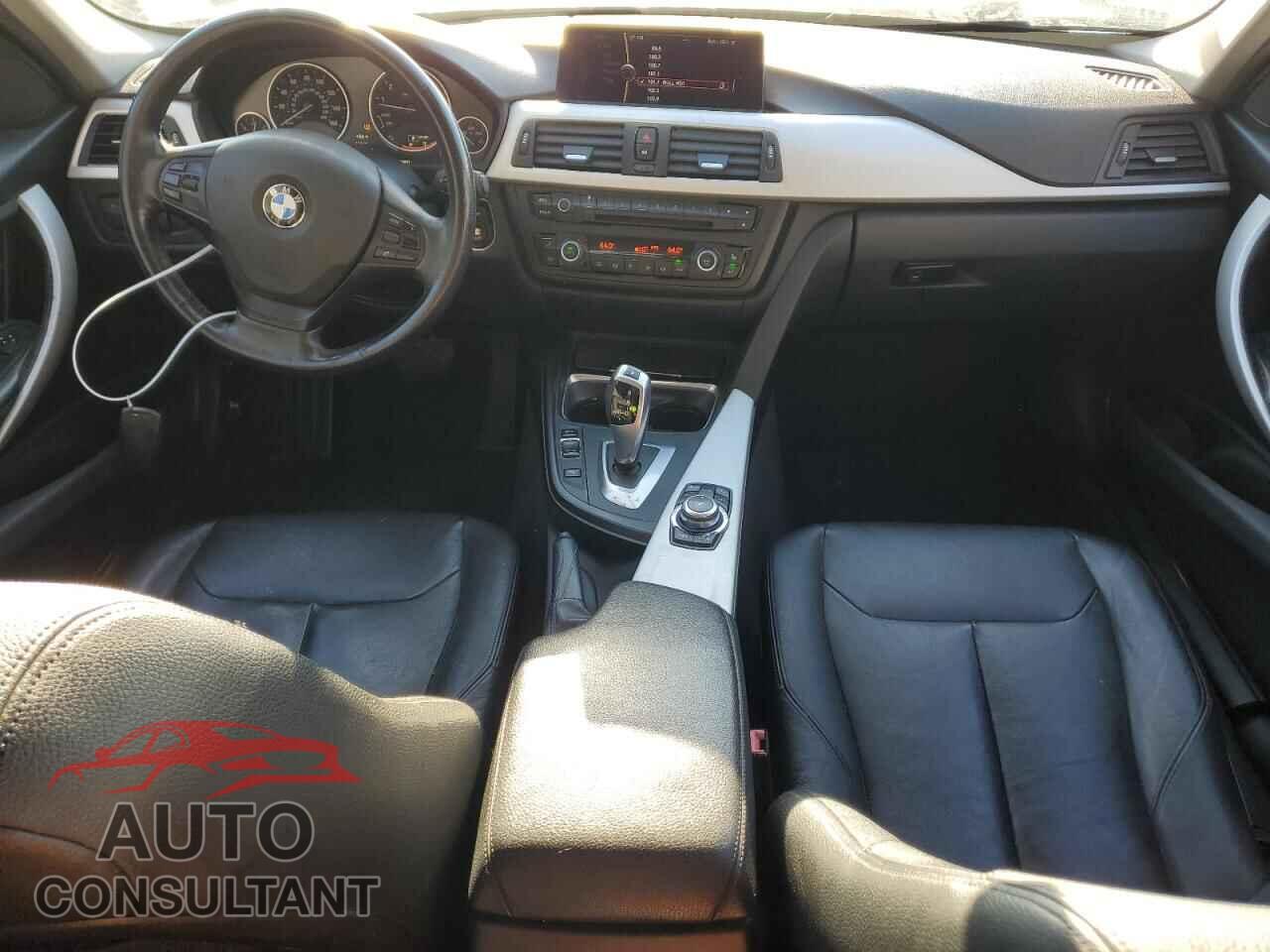 BMW 3 SERIES 2013 - WBA3B5C58DF596860