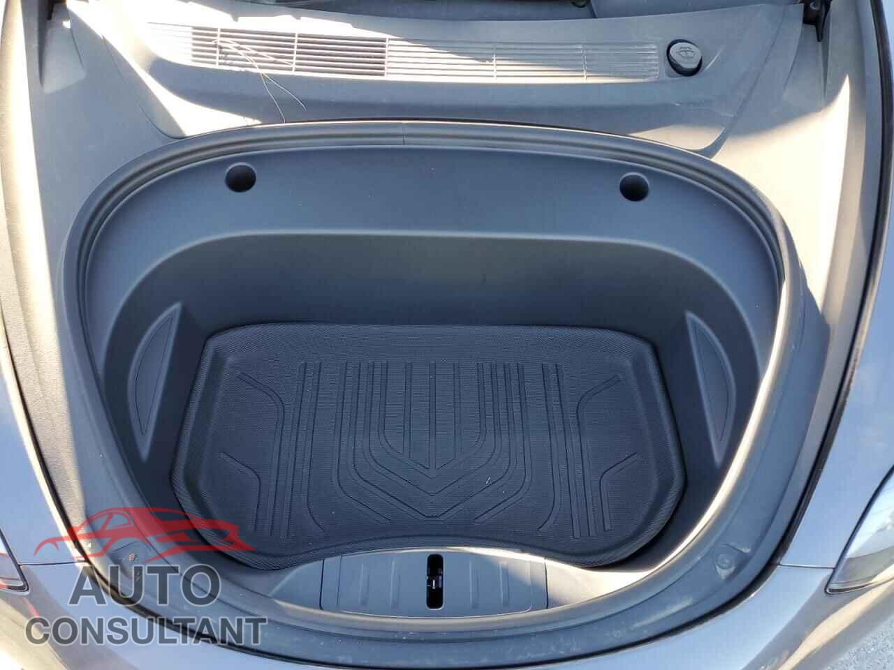 TESLA MODEL 3 2023 - 5YJ3E1EAXPF657227
