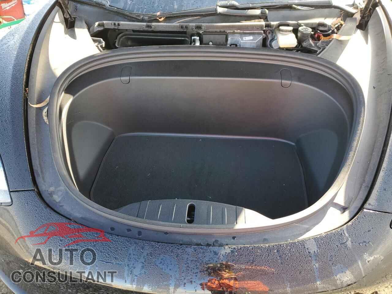 TESLA MODEL 3 2018 - 5YJ3E1EA2JF122643