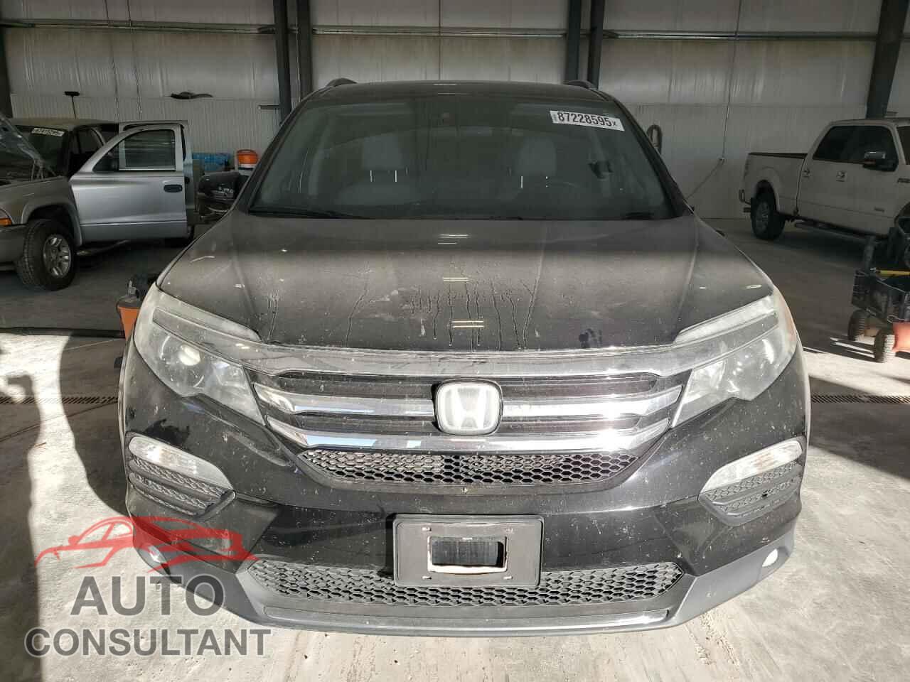 HONDA PILOT 2017 - 5FNYF6H93HB091818