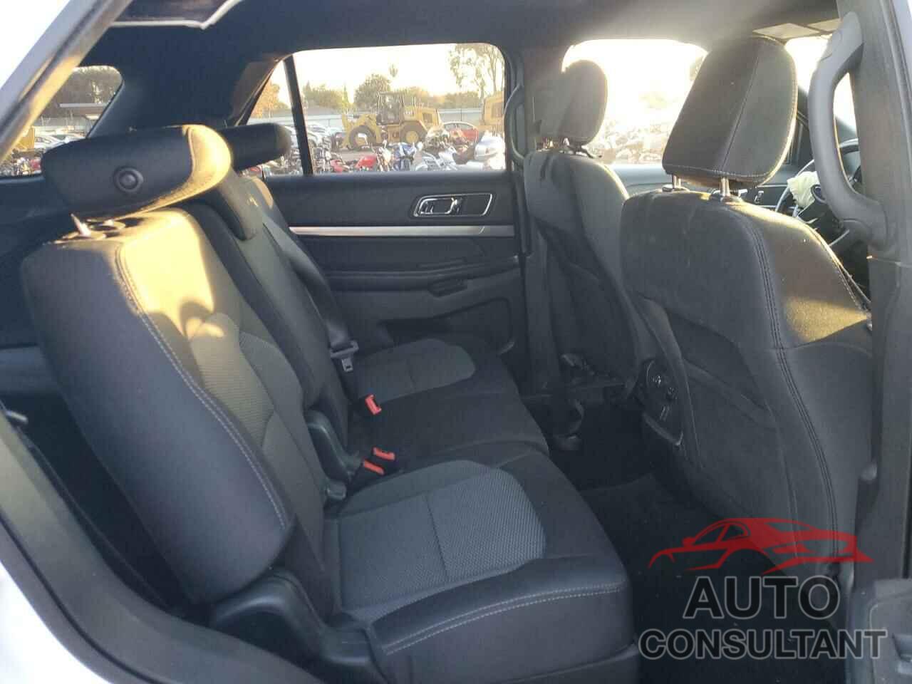 FORD EXPLORER 2018 - 1FM5K7DHXJGB44037