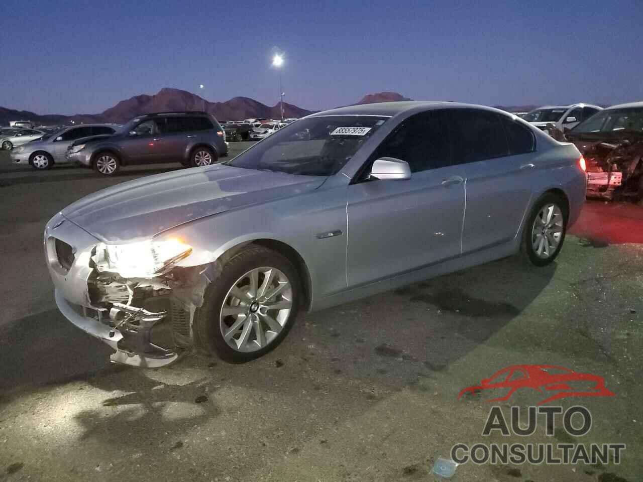 BMW 5 SERIES 2012 - WBAXG5C55CDY29400