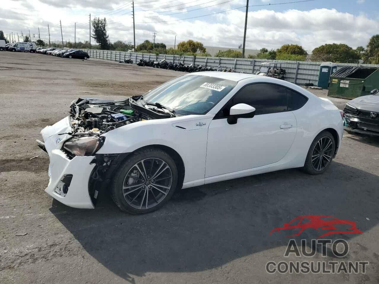 TOYOTA SCION 2013 - JF1ZNAA13D1714815