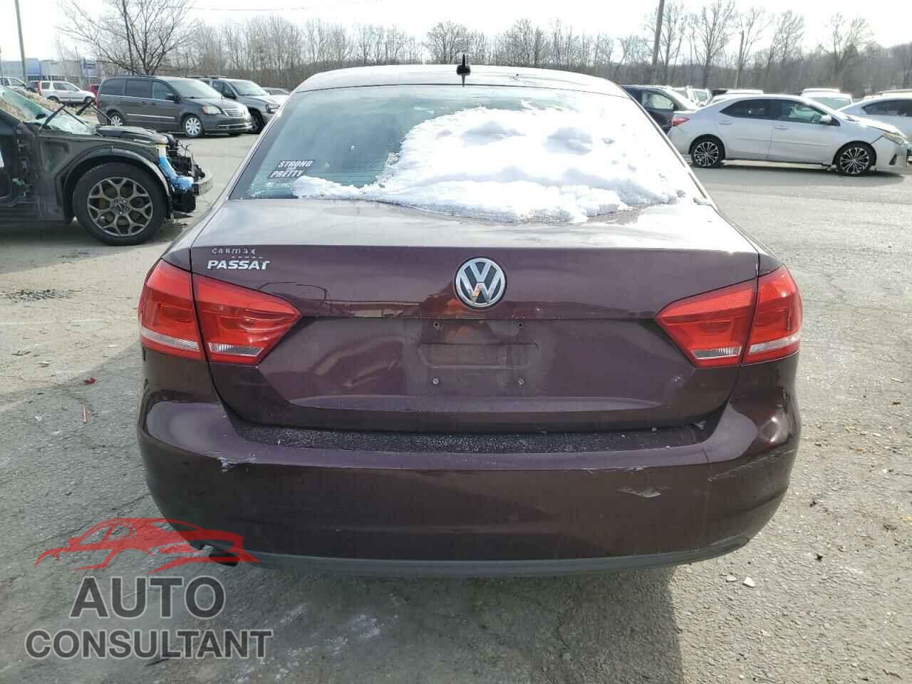 VOLKSWAGEN PASSAT 2012 - 1VWAP7A37CC033756