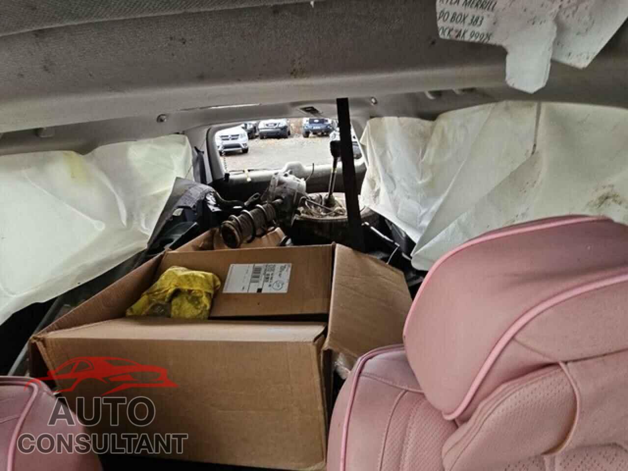 HONDA PILOT 2015 - 5FNYF4H54FB034395