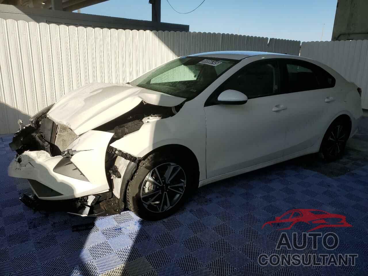 KIA FORTE 2024 - 3KPF24AD2RE781878