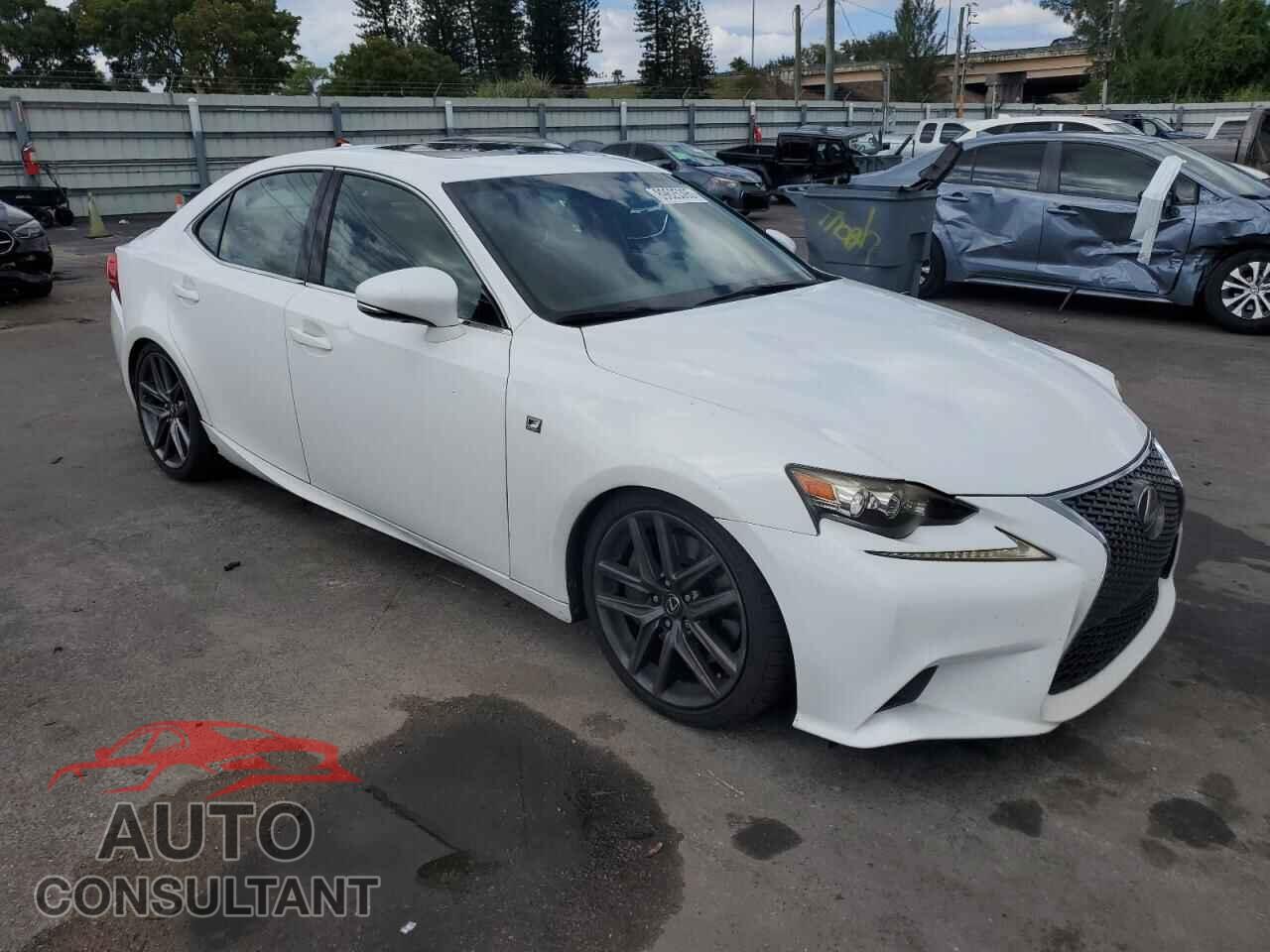 LEXUS IS 2014 - JTHBE1D28E5012465