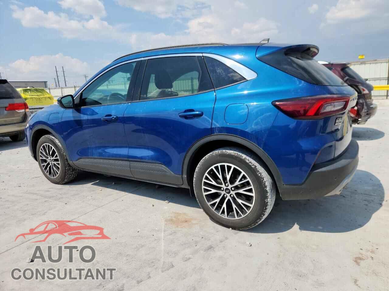 FORD ESCAPE 2023 - 1FMCU0E19PUB26200