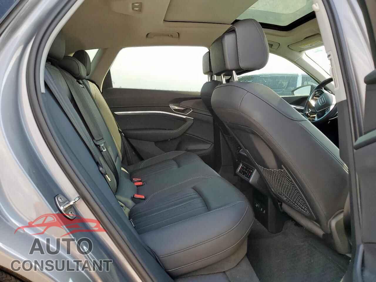 AUDI E-TRON 2019 - WA1LABGE6KB017409