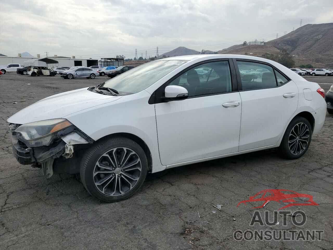 TOYOTA COROLLA 2015 - 5YFBURHE0FP224188