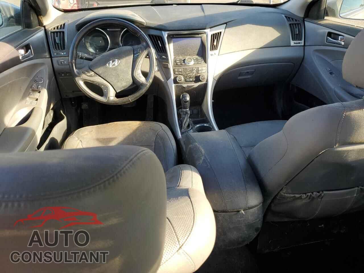 HYUNDAI SONATA 2014 - KMHEC4A45EA104213