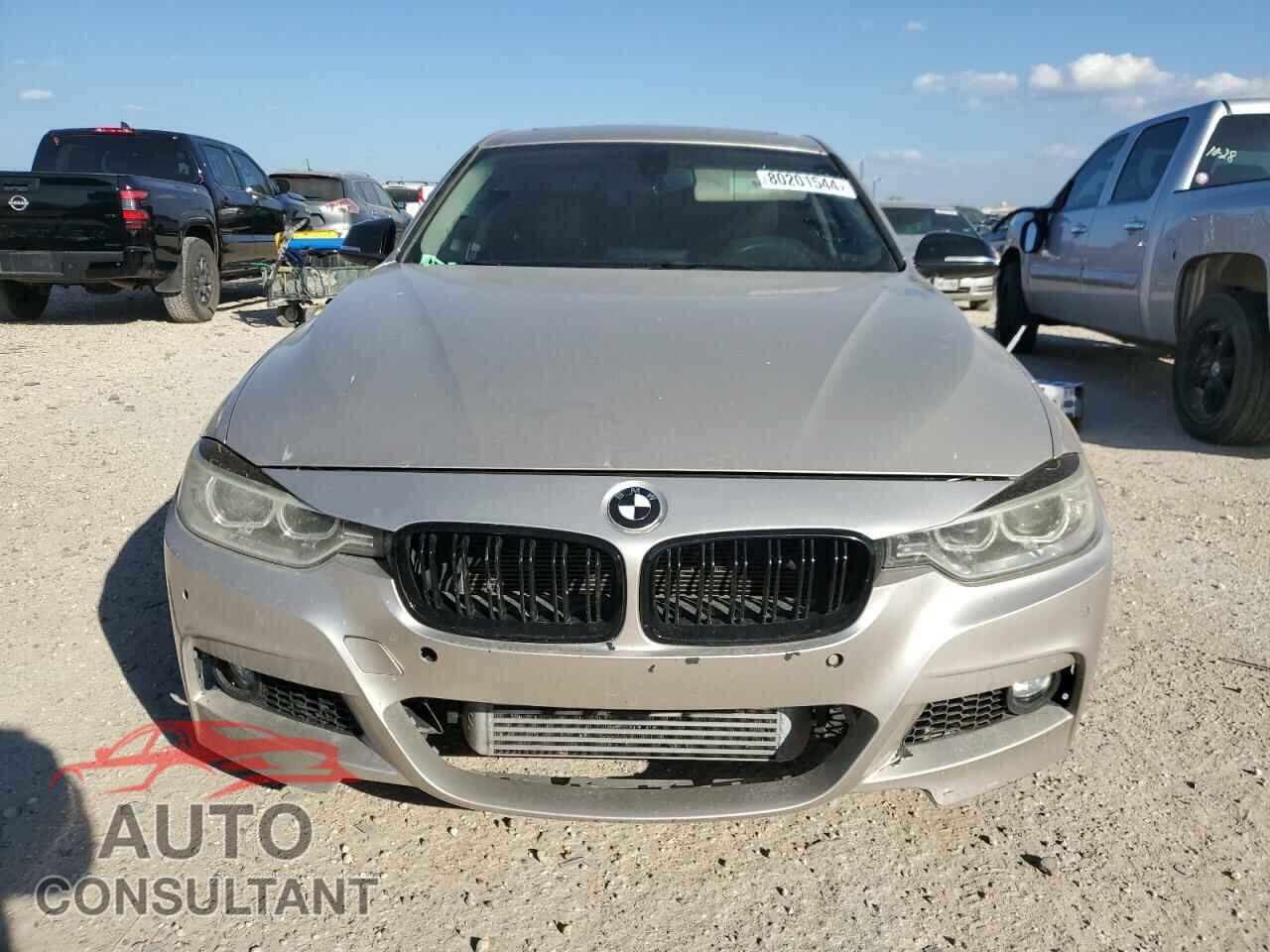 BMW 3 SERIES 2013 - WBA3B9C5XDF587732