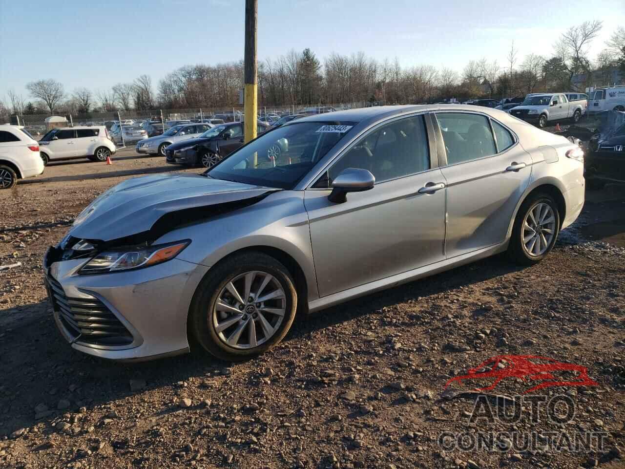 TOYOTA CAMRY 2022 - 4T1C11BK7NU069343