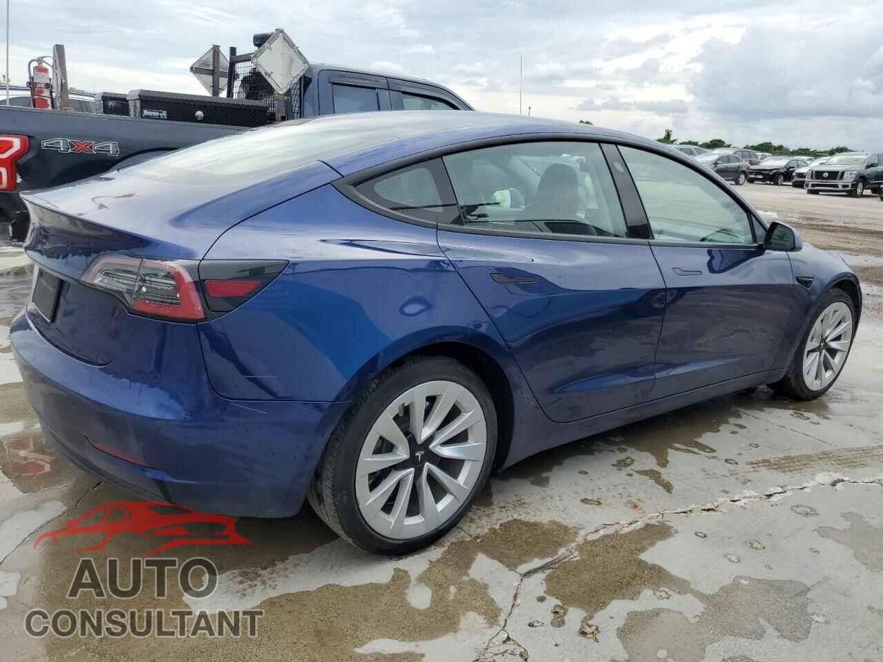TESLA MODEL 3 2022 - 5YJ3E1EA0NF290691