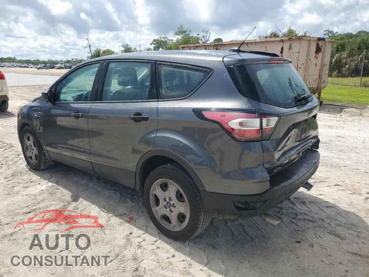 FORD ESCAPE 2017 - 1FMCU0F70HUC39487