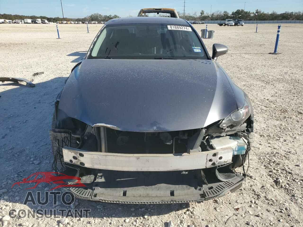LEXUS IS 2014 - JTHBF1D20E5017754