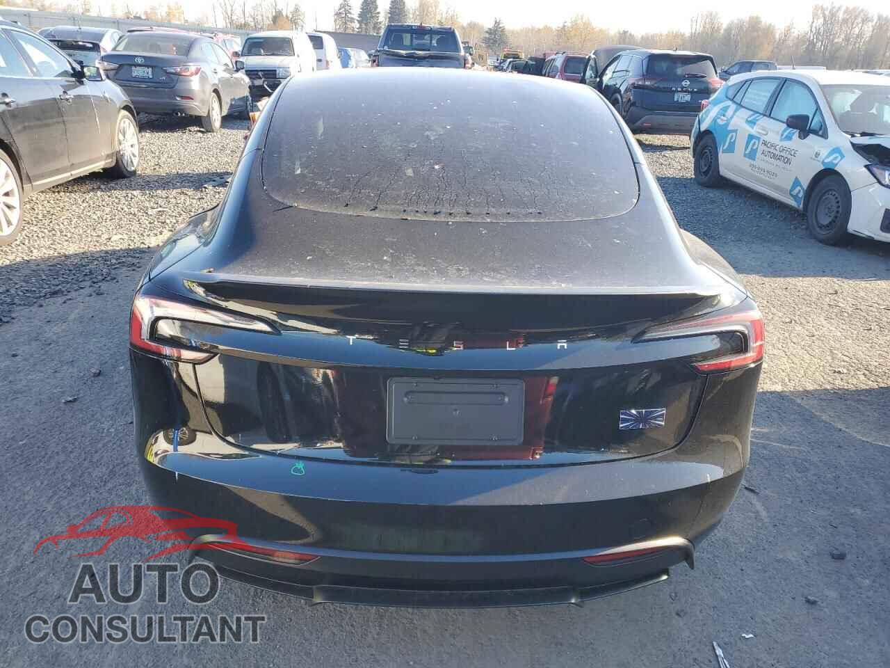 TESLA MODEL 3 2024 - 5YJ3E1ET4RF786584