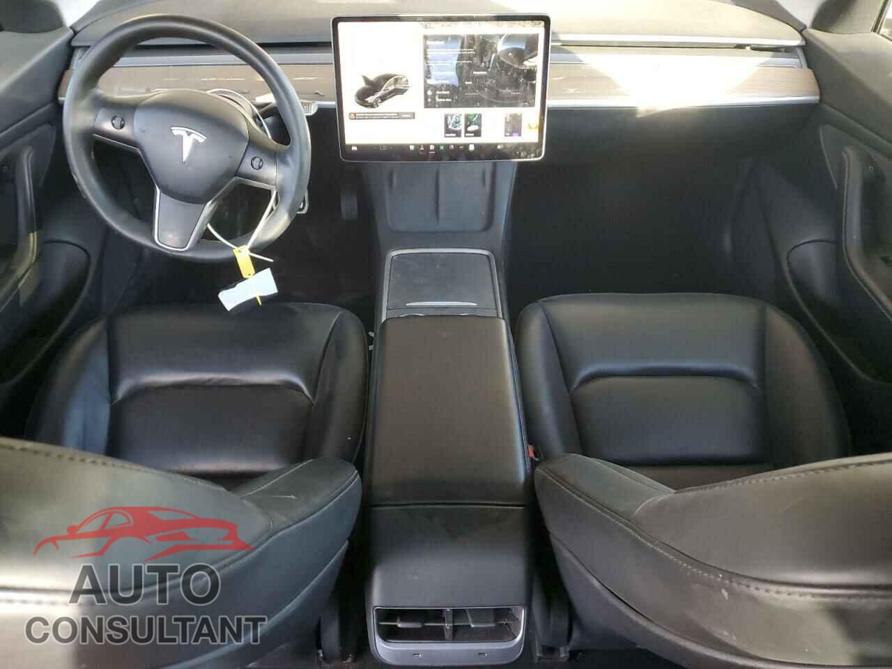 TESLA MODEL 3 2021 - 5YJ3E1EBXMF939100