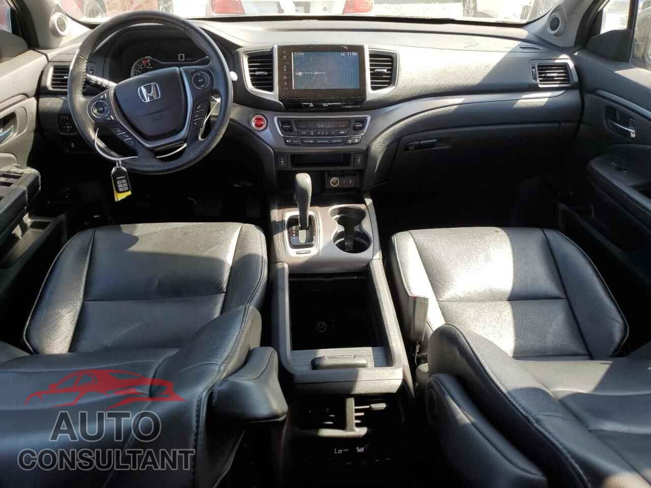HONDA PILOT 2017 - 5FNYF5H54HB043106