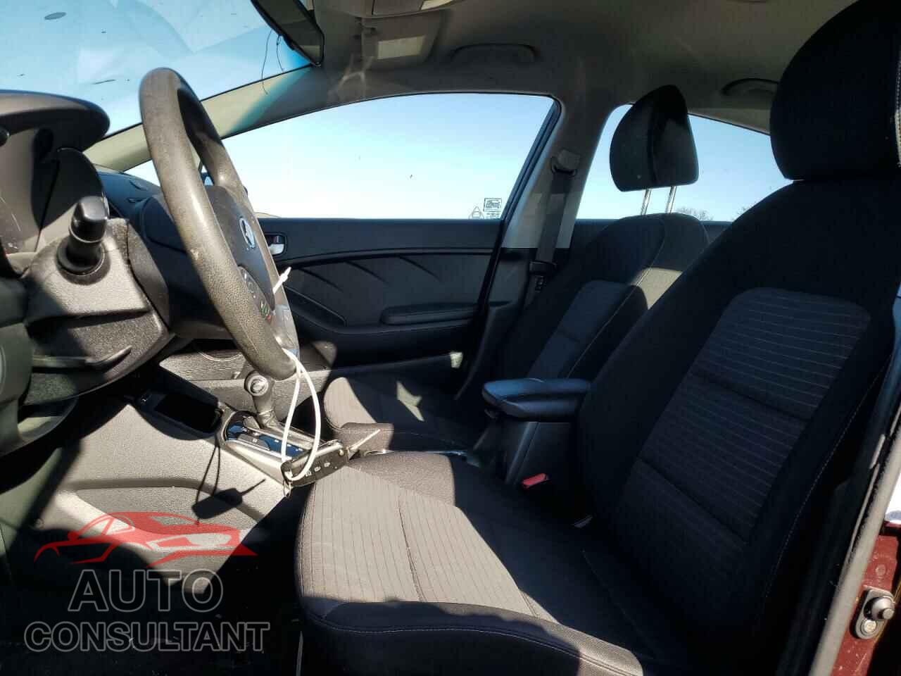 KIA FORTE 2017 - 3KPFL4A77HE107022