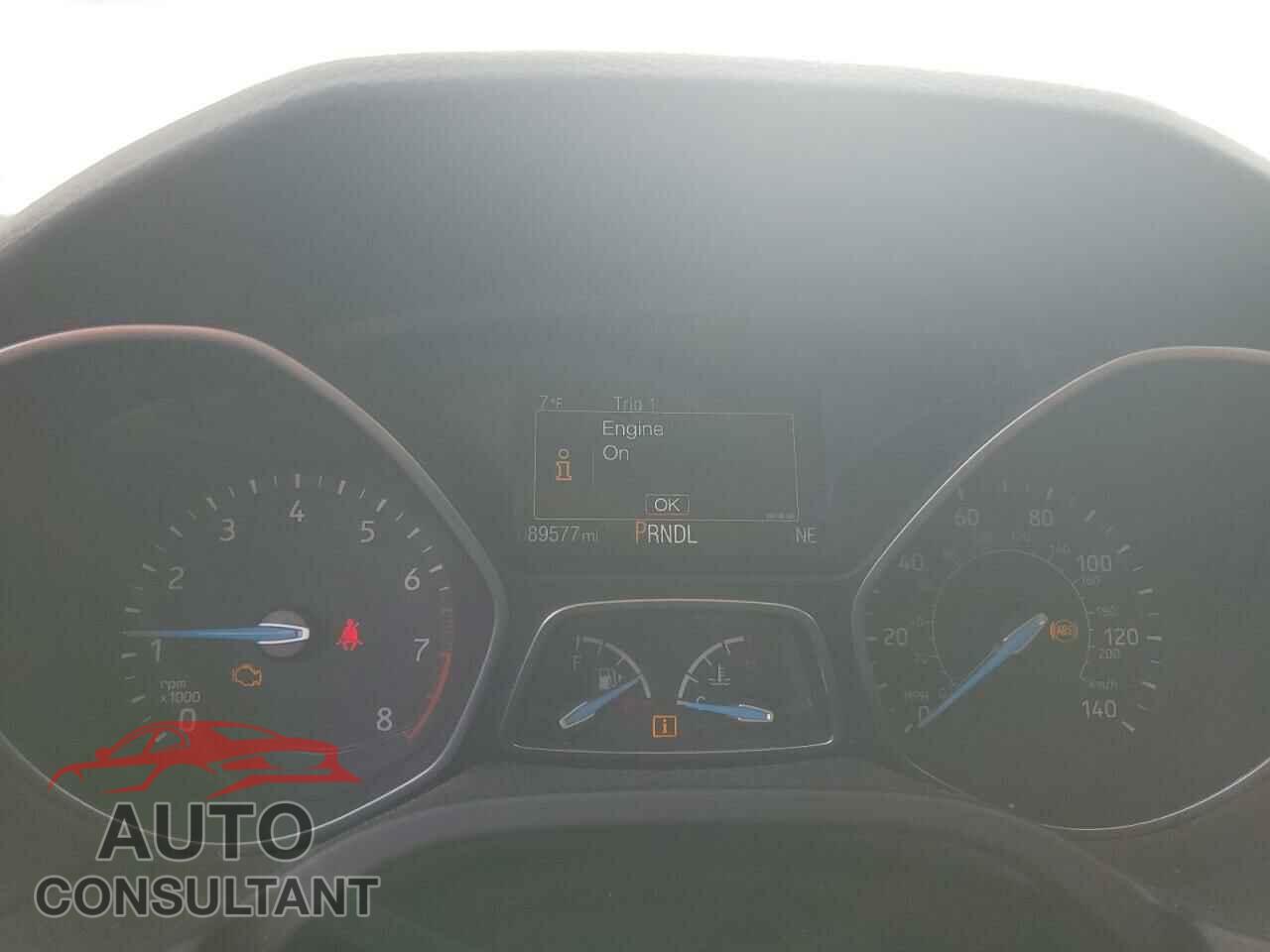 FORD FOCUS 2017 - 1FADP3F23HL346695