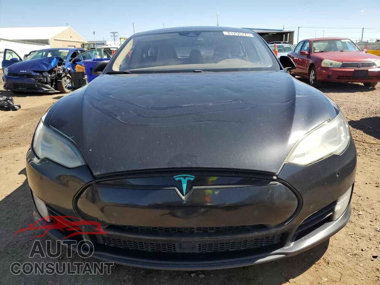 TESLA MODEL S 2015 - 5YJSA1S22FF081832
