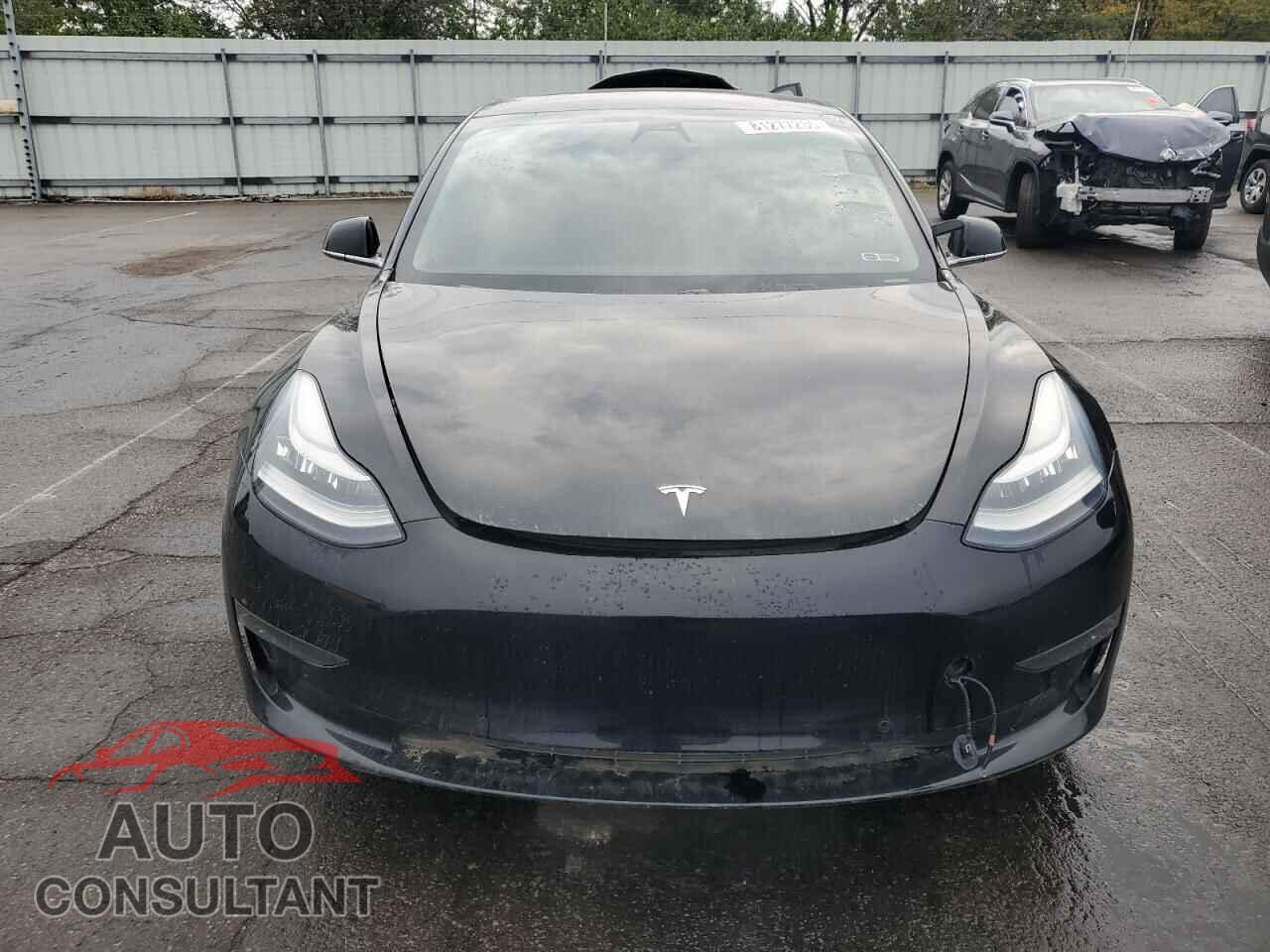 TESLA MODEL 3 2018 - 5YJ3E1EA1JF151938