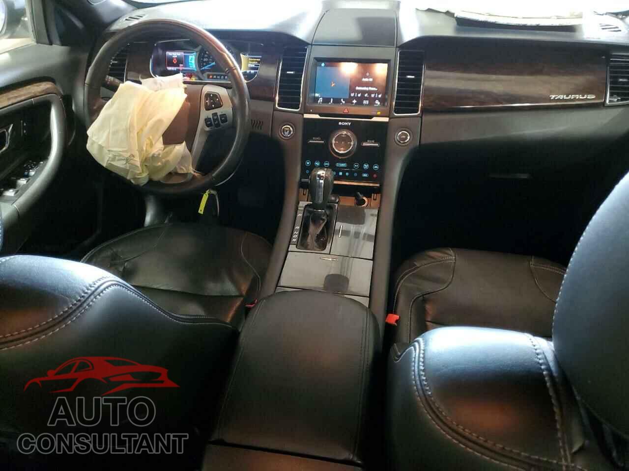 FORD TAURUS 2017 - 1FAHP2F85HG117721