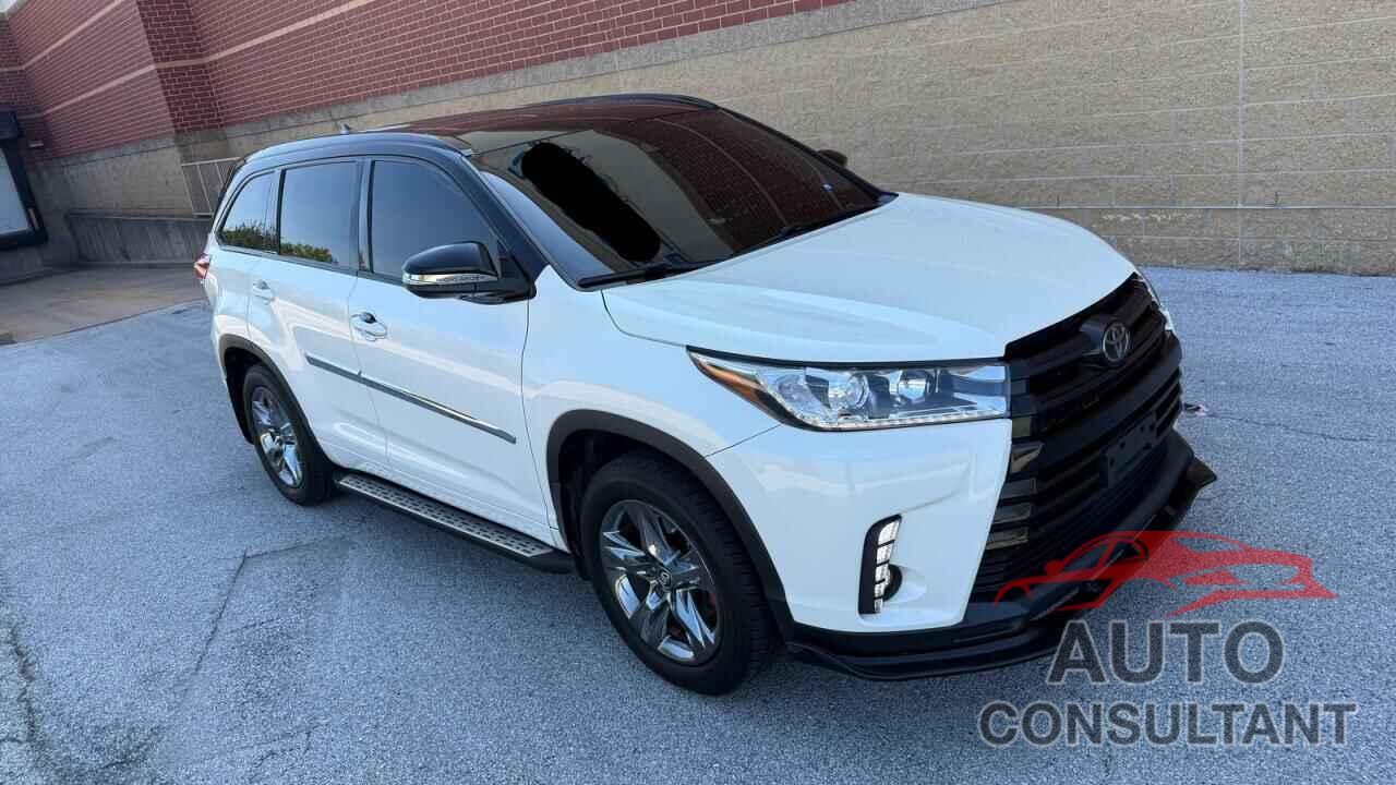 TOYOTA HIGHLANDER 2018 - 5TDDZRFH0JS881144