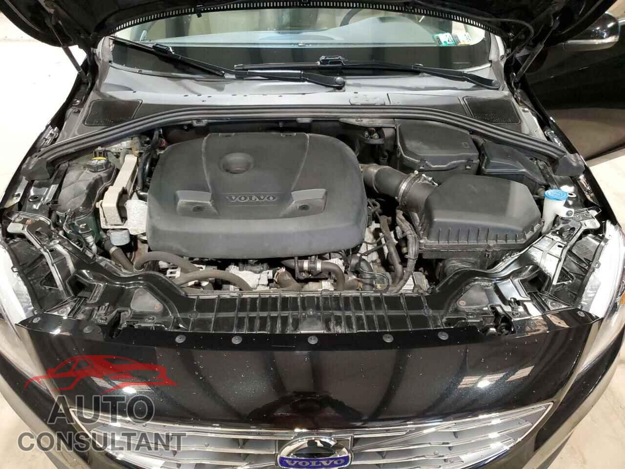 VOLVO S60 2017 - LYV402TK2HB196192