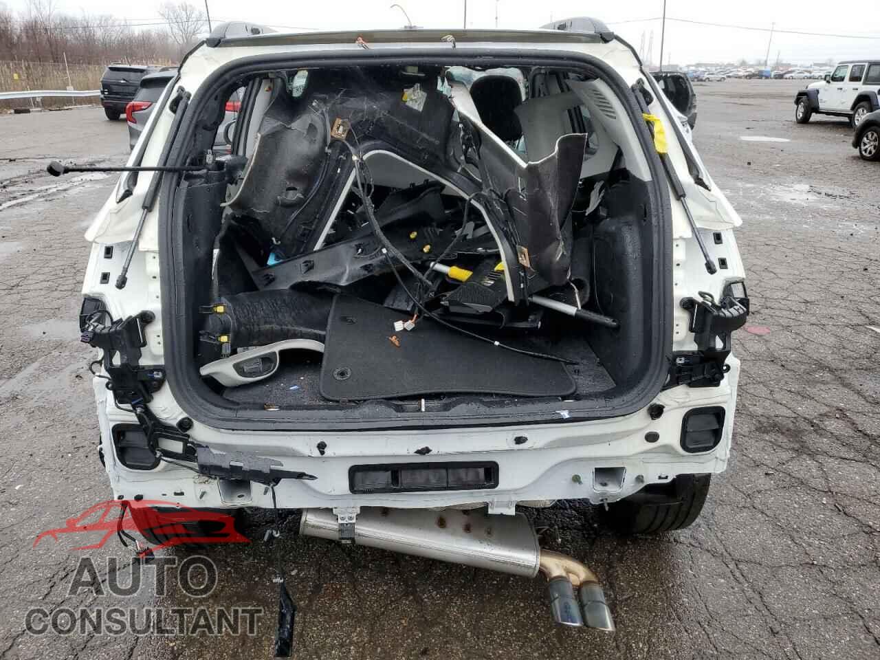 JEEP COMPASS 2021 - 3C4NJDCB8MT583207