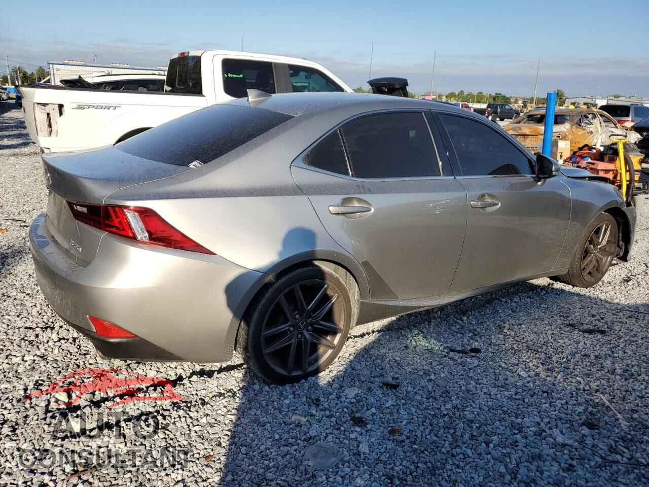 LEXUS IS 2014 - JTHBF1D21E5040346