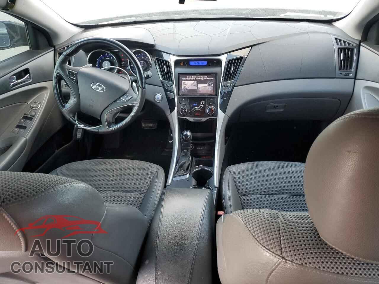 HYUNDAI SONATA 2011 - 5NPEC4AC0BH044907