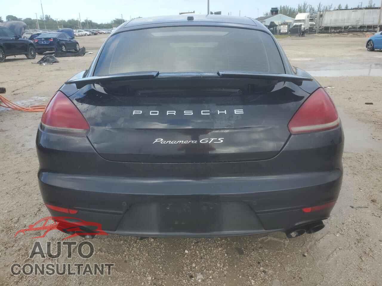 PORSCHE PANAMERA 2014 - WP0AF2A71EL083728