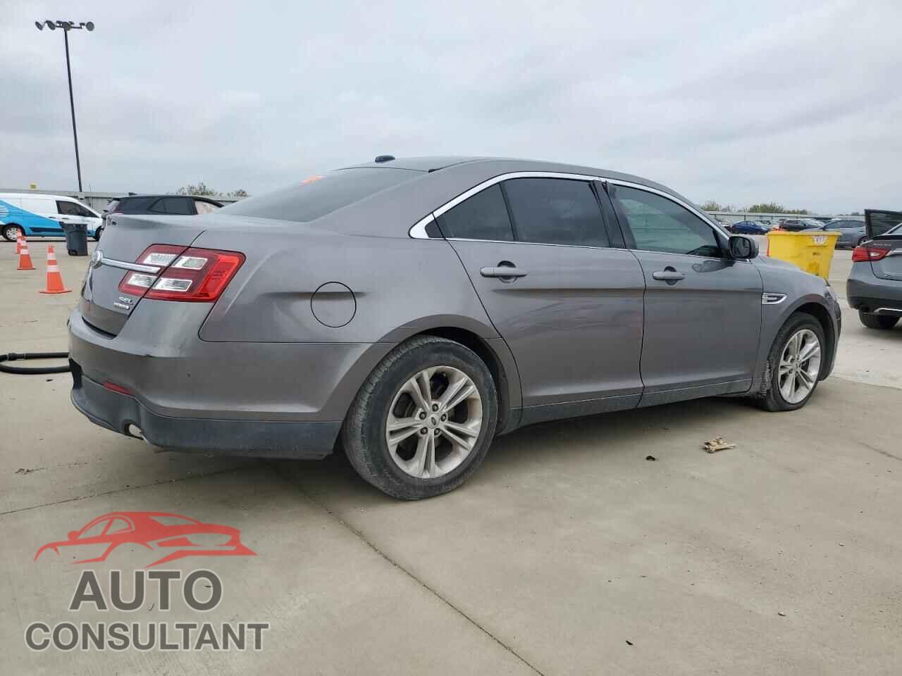 FORD TAURUS 2014 - 1FAHP2E82EG159695